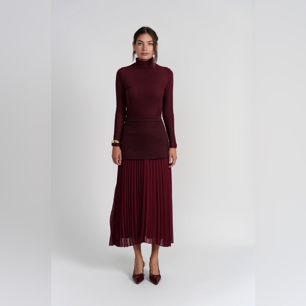 Luum Rose Burgandy Maxi Skirt with Chiffon Pleats  size M